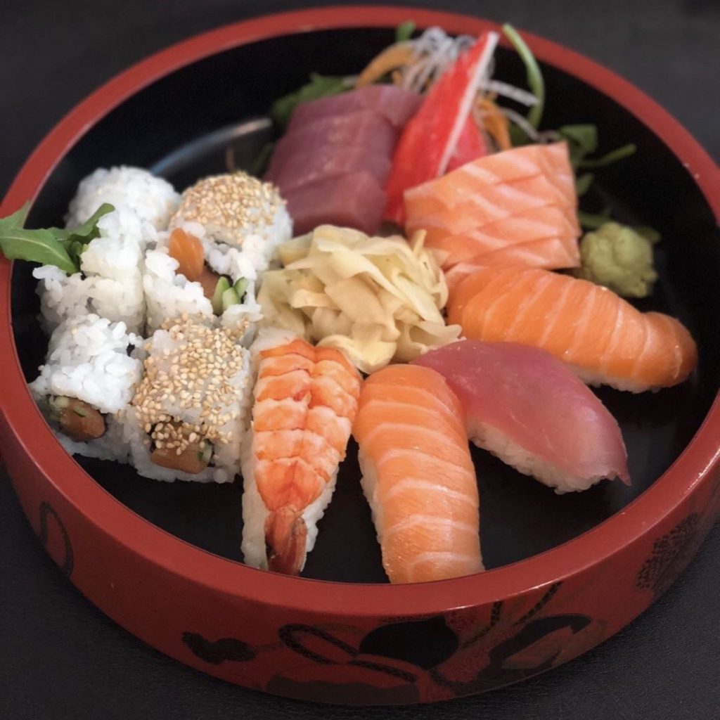 124. Tokyo - Sushi Bar - Hot Wok